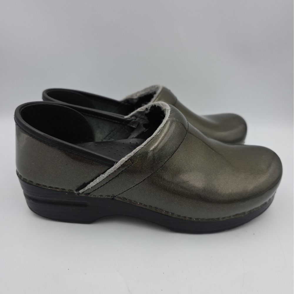 Dansko Patent Leather Clogs EU 39 US 8.5 Gray Prism Glitter Sparkle Nurse Italy